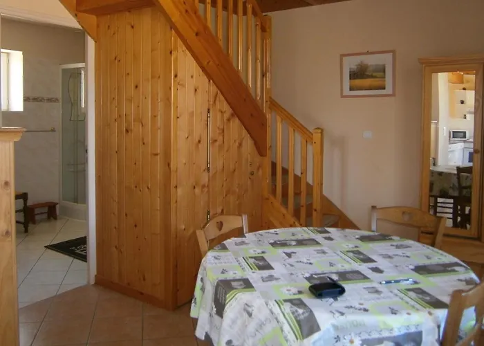 Les Pommiers Doux Hébergement de vacances Lestre